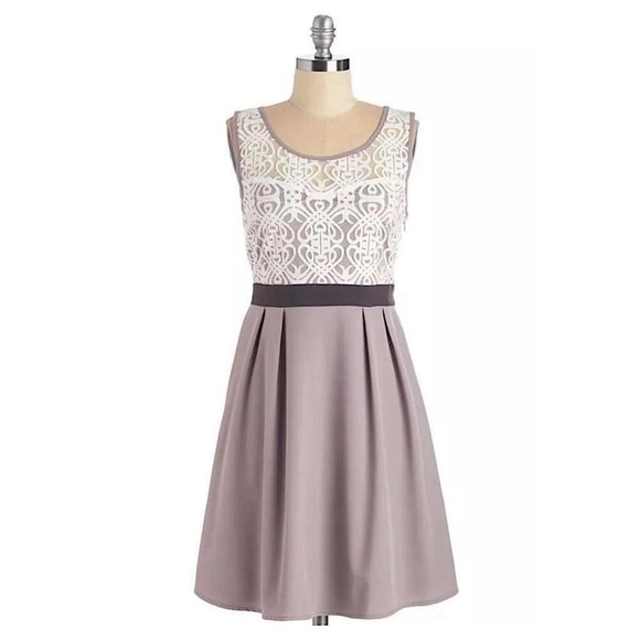 Pale Lavender & Ivory Lace Sleeveless Fit & flare Dress A'Reve ModCloth Coquette - Picture 1 of 7